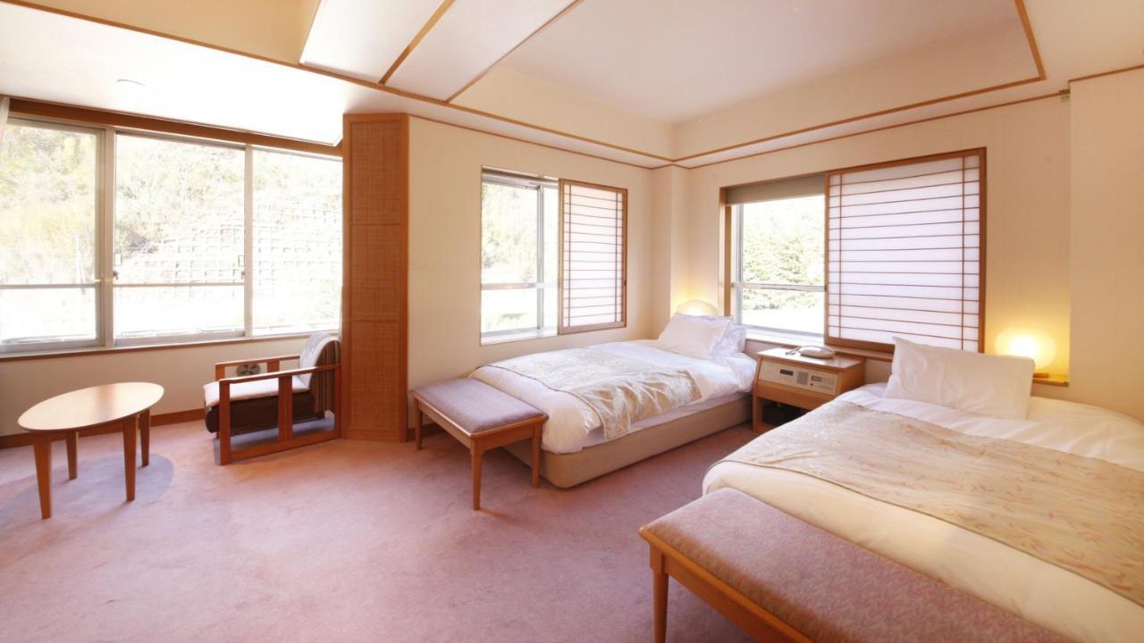 Shimobe Hotel Minobu Εξωτερικό φωτογραφία